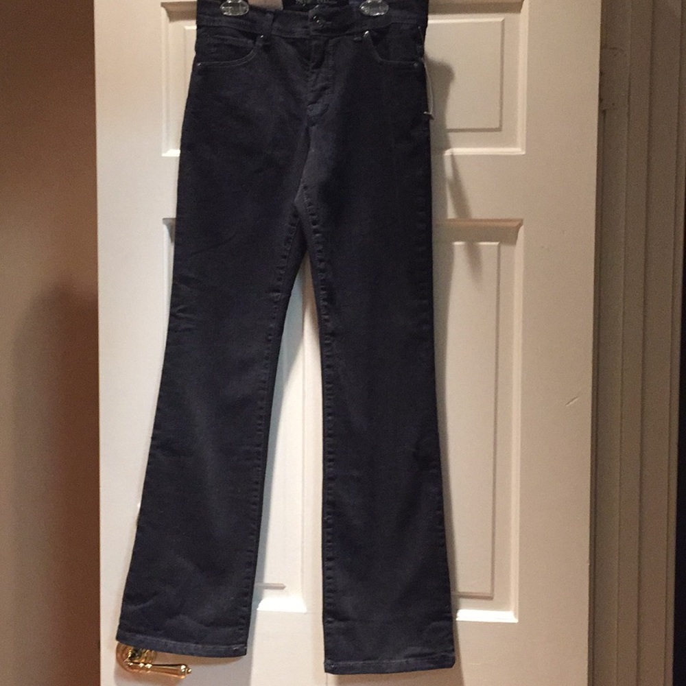 Women’s petite jeans. NWT.